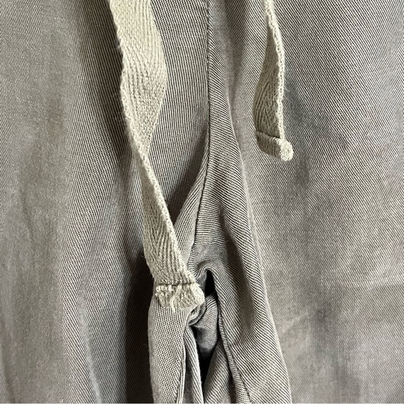Cloth & Stone Anthropologie Pants Size Medium Pull On Jogger Side Buttons Olive - Picture 4 of 13